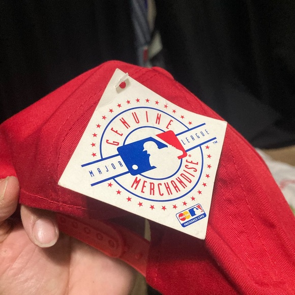 Vintage Ken Griffey Jr red SnapBack hat nwt - Picture 2 of 3